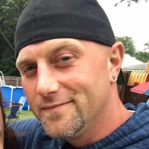 Meet your Posher, Troy